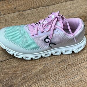 On Cloud 6 push honeydew petal women